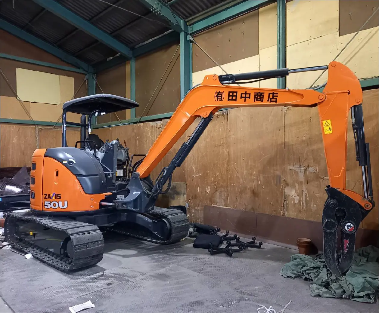ユンボ（日立 ZAXIS 50U）